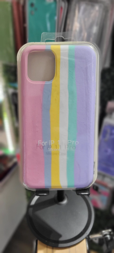 Funda Iphone 11 Pro Silicone Arcoiris