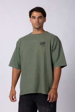 Remera Over Rhy Heaven Militar