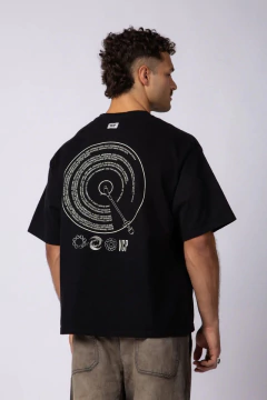Remera Boxy Pitch Negra en internet