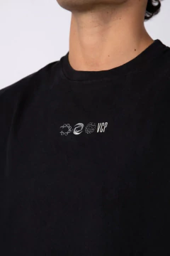 Remera Boxy Pitch Negra - tienda online