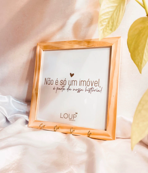 Porta Chaves Com Moldura 20x20