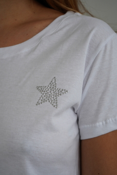 Remera estrellas en internet