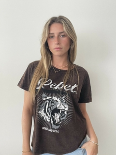 Remera Batik Oxido Tigre Rebel en internet