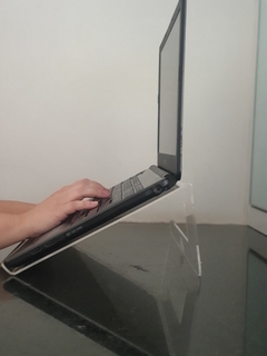 Base/Suporte Notebook em Acrilico ate 15.6" - comprar online