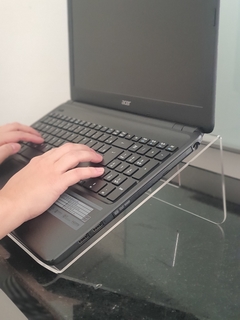 Base/Suporte Notebook em Acrilico ate 15.6" na internet