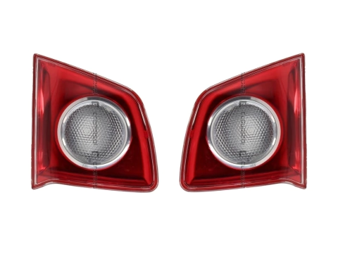 FARO TRASERO INTERIOR VW SURAN 2006 A 2010 - BASE ROJA