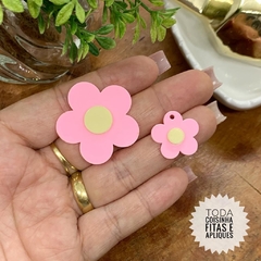 APLIQUE ACRÍLICO FLOR MAIS PINGENTE M - CONJUNTO - loja online