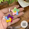 APLIQUE ACRÍLICO ESTRELA TYE DYE - UNIDADE