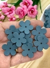 APLIQUE ACRÍLICO FLOR COM FURO G - AZUL PETRÓLEO - 10 UNIDADES