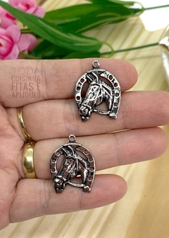 PINGENTE PARA PULSEIRAS - FERRADURA - UNIDADE