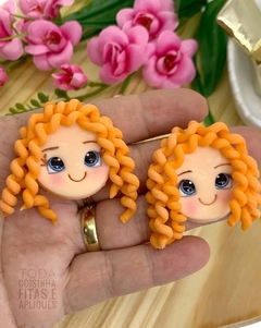APLIQUE BISCUIT ROSTO PRINCESAS - UNIDADE na internet