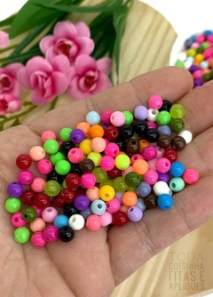 BOLA PLÁSTICA LEITOSA PARA PULSEIRAS 6 MM COLORIDA - 20 G - comprar online