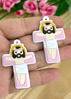 APLIQUE EMBORRACHADO CRUZ BRANCO COM ROSA - RLG18 - UNIDADE