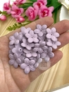 APLIQUE ACRÍLICO FLOR COM FURO M - LILÁS - 10 GRAMAS