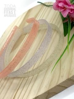 TIARA TRANSPARENTE COM GLITTER - INQUEBRÁVEL - 2 UNIDADES - comprar online