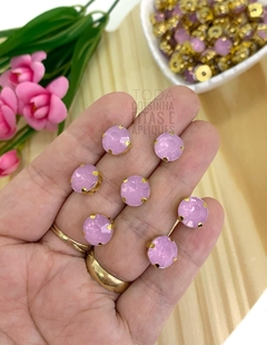CHATON DOURADO ENGRAMPADO REDONDO 10 MM - 10 UNIDADES - Toda Coisinha Fitas e Apliques