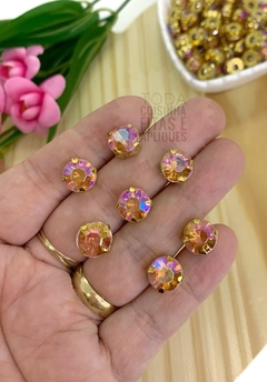 CHATON DOURADO ENGRAMPADO REDONDO 10 MM - 10 UNIDADES