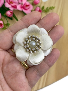 APLIQUE TECIDO FLOR CETIM - TCD02 - UNIDADE - Toda Coisinha Fitas e Apliques