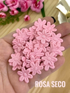 APLIQUE FLOR PRENSADA PP - 40 UNIDADES DA MESMA COR - comprar online