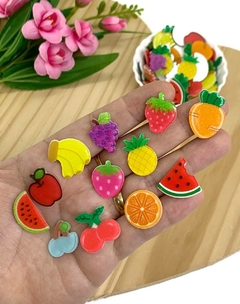 APLIQUE MINI FRUTINHAS ACRÍLICO - ACR67 - KIT COM 5 PEÇAS SORTIDAS - comprar online