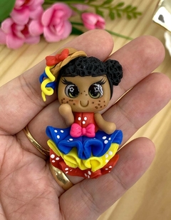 APLIQUE BISCUIT MENINA CAIPIRA - BSC121 - UNIDADE