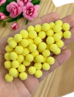 POMPOM 10 MM - 100 UNIDADES - AMARELO BEBÊ