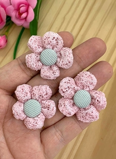 APLIQUE TECIDO FLOR RENDADA ROSA BEBÊ - TCD17 - 2 UNIDADES