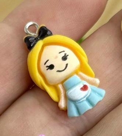 PINGENTE PARA PULSEIRAS PRINCESAS - PGT56 - 3 UNIDADES na internet