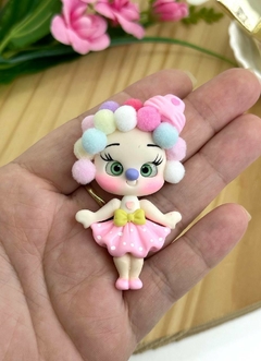 APLIQUE BISCUIT PALHACINHA COM POMPOM - BSC336 - UNIDADE