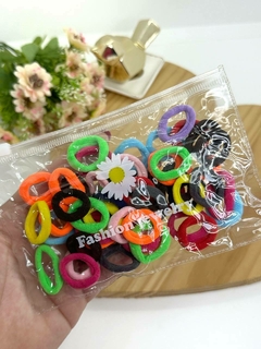 BOLSINHA COM 50 XUXINHA PP - CORES MISTAS