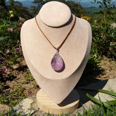 Colar Ametista Facetada com Fecho de Prata