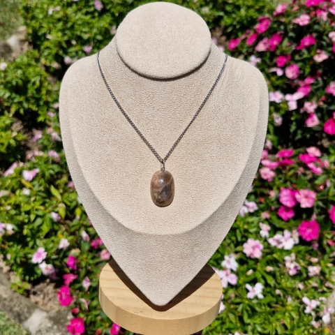 Pingente Pedra da Lua com Fecho de Prata 925 + Corrente Aço Inoxidável - comprar online