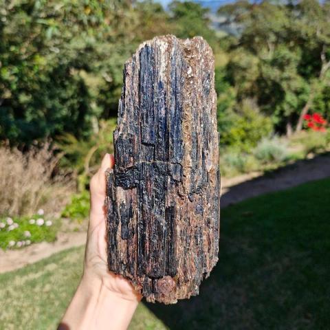 Turmalina Negra com Mica 890 g - comprar online