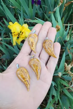 Dije Alita de Ónix Marrón