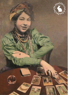 Remera Algodón Pixie 2 - Cápsula Pamela Colman Smith en internet