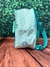 MOCHILA MÉDIA COM BOLSO FRONTAL na internet