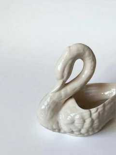 Cisne em Cerâmica Vintage - Frue Brechó