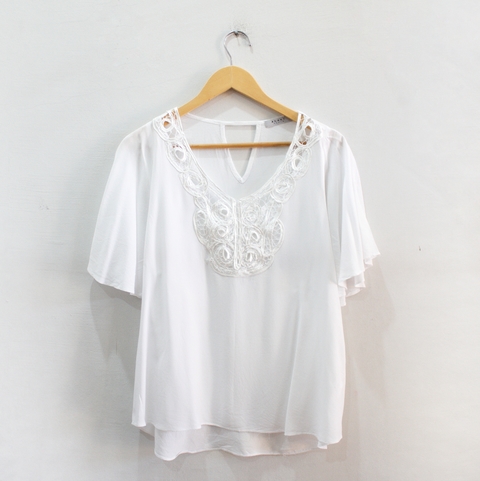 Blusinha Branca Anany - P