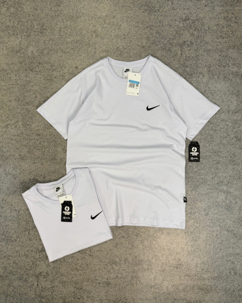 CAMISETA NK SWOOSH LOGO - BRANCO