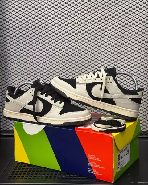 TÊNIS NK DUNK - REVERSE PANDA