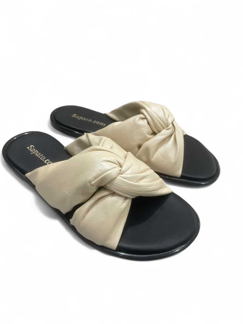 Rasteira Fernanda Couro Pelica Perolado Crema - comprar online