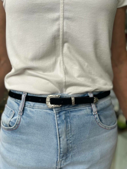 Cinto Ana Luiza em Couro Camurça Preto P