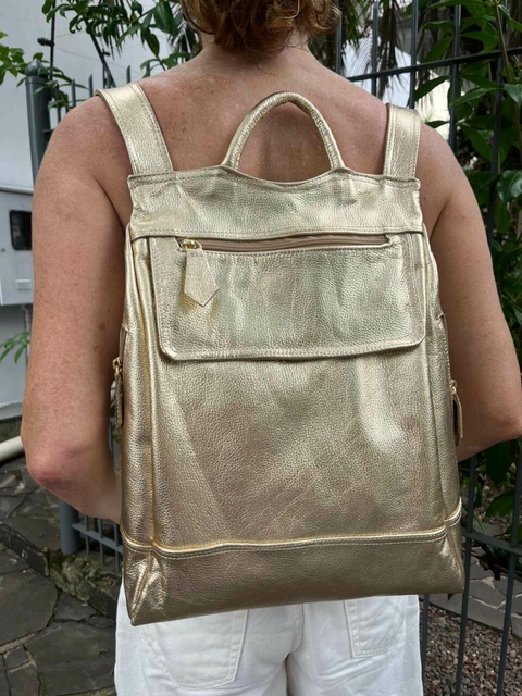 Mochila Antifurto Couro Ouro Light - comprar online