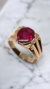 ANILLO CABALLLERO - RUBI OVALADO - Oro 18k - 8 grs - - Artebello Joyas