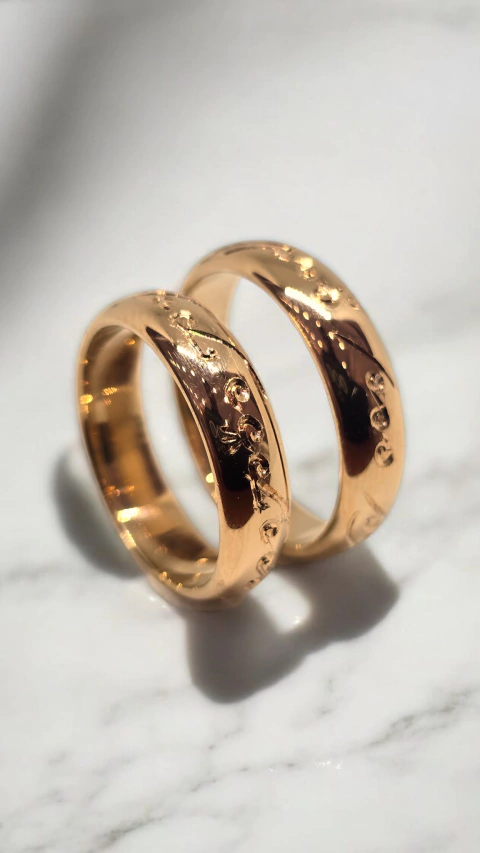 SEÑOR DE LOS ANILLOS - Texto personalizado - Oro 18k 5mm 8grs - - comprar online