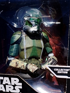Comandante Gree Busto