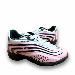 botin de futbol Pup´s
