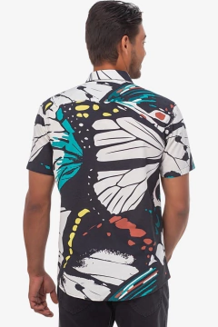 CAMISA ESTAMPADA BORBOLETAS na internet
