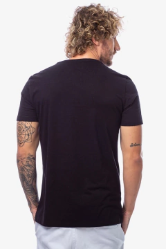 CAMISETA BÁSICA ALGODÃO PENTEADO na internet