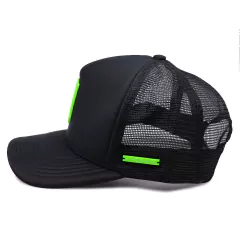 Boné Preto com Tag Verde - Castro Leão